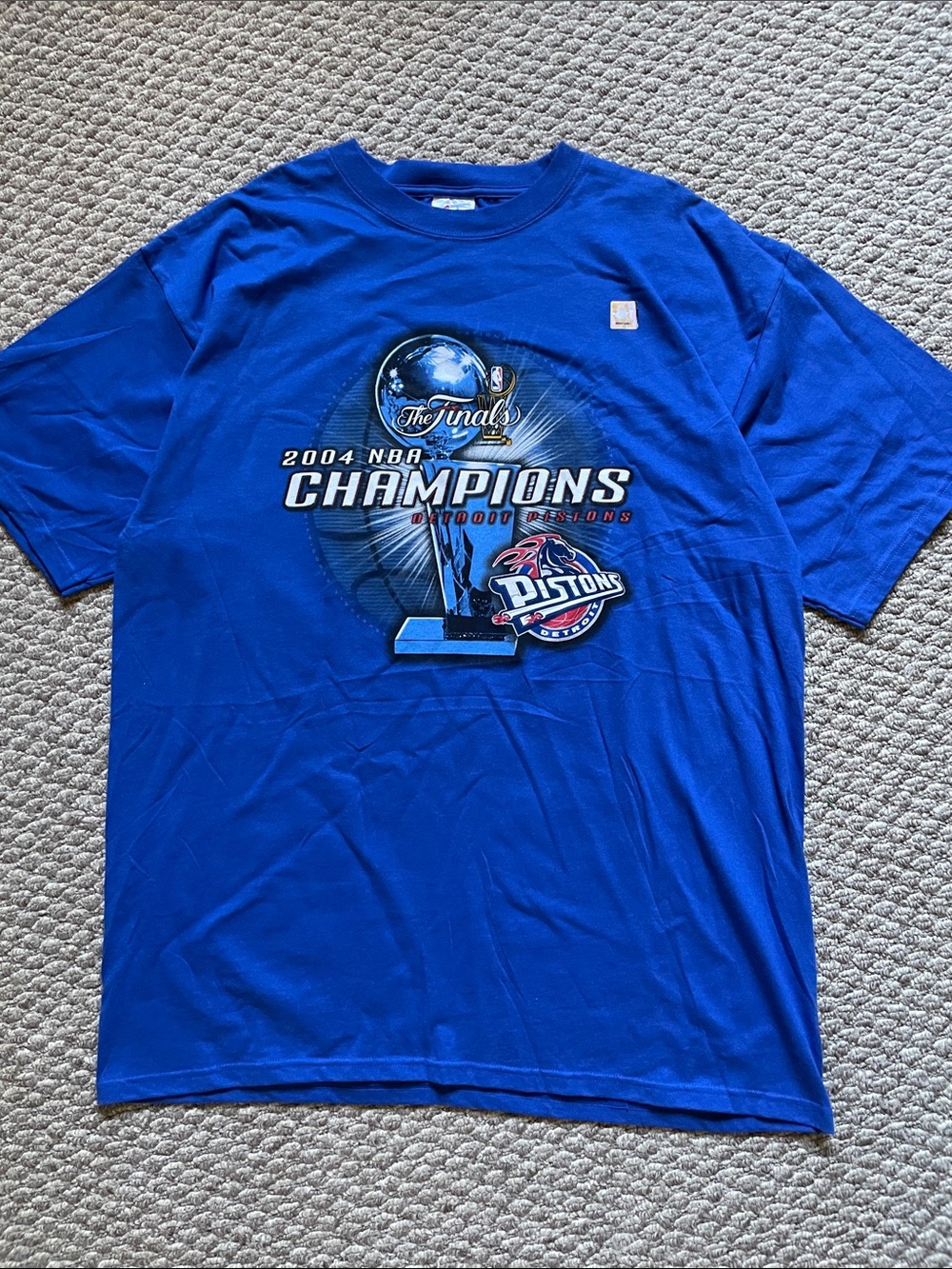 Vintage Y2K Detroit pistons nba championship t shirt